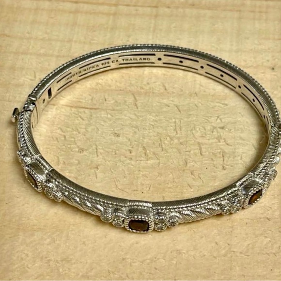 Judith Ripka Sterling Silver modern garnet and Crystal hinged bangle bracelet. - Picture 4 of 4